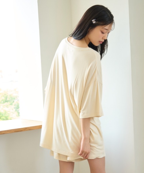 SNIDEL HOME（スナイデルホーム）の「オーバーサイズT&ショートパンツSET（ルームウェア/パジャマ・レディース・ライトピンク/ホワイト/ライトグレー/イエロー・FREE）」の7枚目の写真