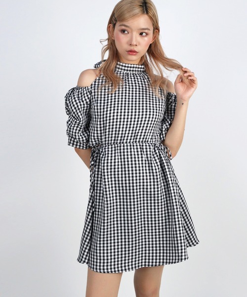 ホルターネックミニワンピース