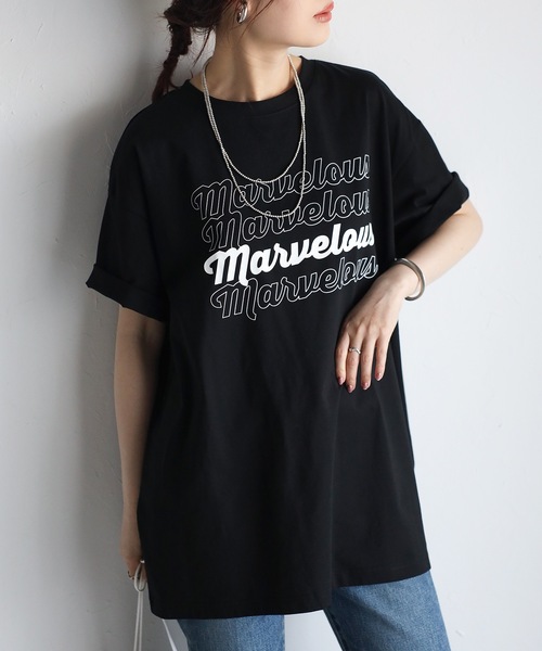 MARVELOUSロゴTシャツ (ユニセックス）