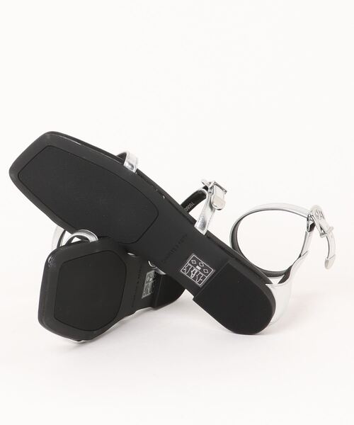 【セール】スクエアトゥ バックルトリプルストラップサンダル（サンダル）｜CHARLES & KEITH（チャールズ & キース）