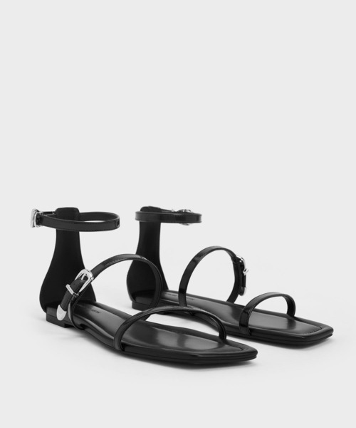 【セール】スクエアトゥ バックルトリプルストラップサンダル（サンダル）｜CHARLES & KEITH（チャールズ & キース）