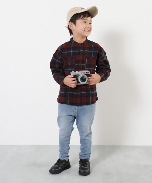 devirock(デビロック)の「楽デニム タックパンツ(デニムパンツ・キッズ・サックスブルー系1/ブルー系9/ワンウォッシュ・90cm/100cm/110cm/120cm/130cm/140cm/150cm/160cm)」の5枚目の写真