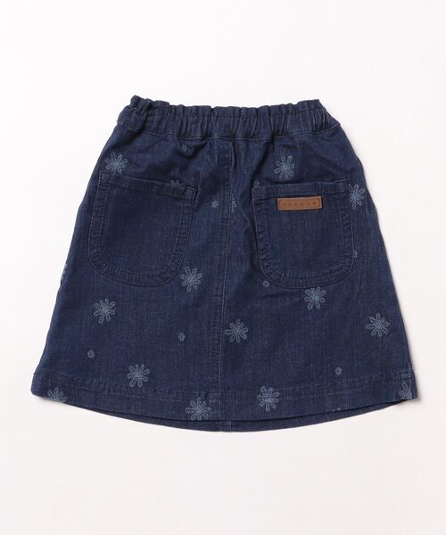 HAKKA KIDS（ハッカキッズ）の「フラワードット刺繍7オンスストレッチデニムスカート（デニムスカート・キッズ・ネイビー/ブルー・110cm/120cm/130cm/100cm）」の4枚目の写真