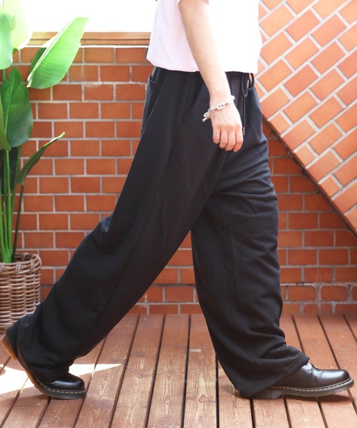 8(eight)(エイト)の「ダブルタック極太スエットパンツ(スウェットパンツ・メンズ・ブラック/杢グレー・MEDIUM/LARGE)」の2枚目の写真