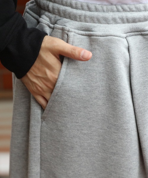 8(eight)(エイト)の「ダブルタック極太スエットパンツ(スウェットパンツ・メンズ・ブラック/杢グレー・MEDIUM/LARGE)」の17枚目の写真