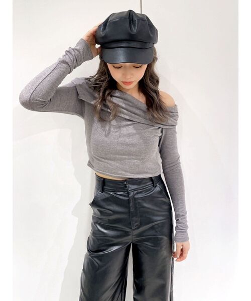 GYDA（ジェイダ）の「フェイクレザーbrimキャスケット（キャスケット・レディース・その他1/ブラック・FREE）」の9枚目の写真