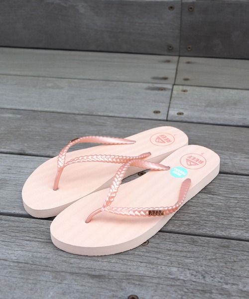 REEF(リーフ)の「SEASIDE TWIST ビーチサンダル【REEF/リーフ】(サンダル・レディース・アイボリー/ピンク・23.0cm/24.0cm/22.0cm)」の17枚目の写真