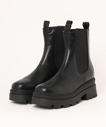 IO（イオ）（イオ）の「EVOL / 2段ソール厚底サイドゴアブーツ / IX5472（ブーツ）」