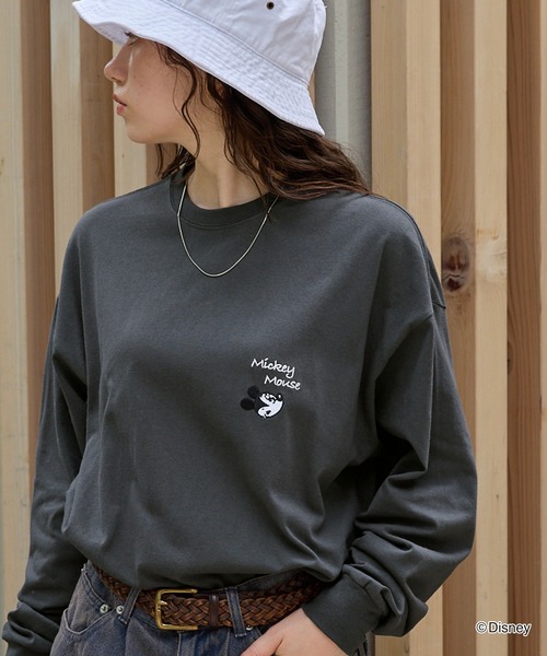 Disney（ディズニー）の「【Disney】別注 / ミッキーマウス / オールドグラフィックプリントTシャツ（Tシャツ/カットソー・レディース・ネイビー/ブラック系/アイボリー系/グリーン/スミクロ/ワイン/ホワイト系1/ネイビー系1/ブラック系1/ワイン系・M/L）」の21枚目の写真