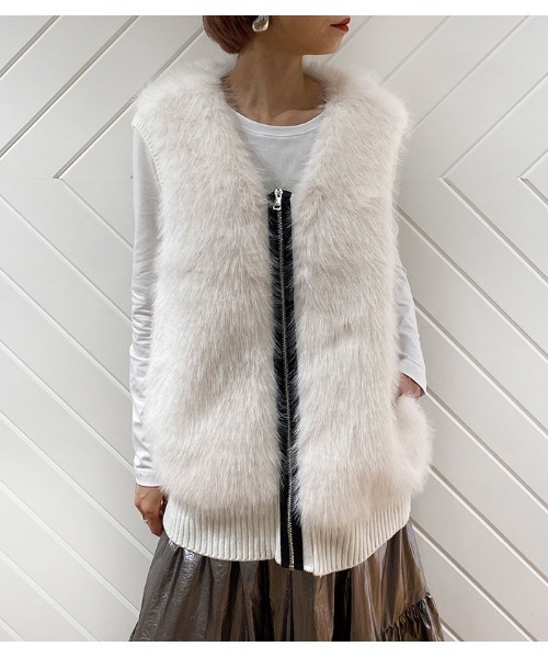 GALENA（ガレナ）の「【GALENA/ガレナ】ニットコンビフェイクファーベスト（ベスト・レディース・ベージュ/ホワイト/ブラック・FREE）」の17枚目の写真