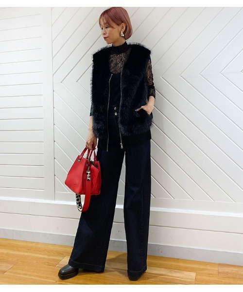 ガレナ　GALENA 黒ファー ニットベスト パールボタン ブラック GALENA（ガレナ）の「【GALENA/ガレナ】ニットコンビフェイク