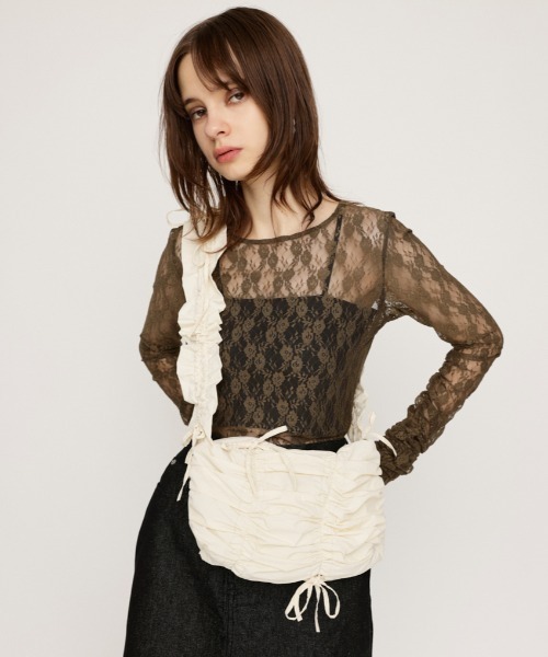 SLY（スライ）の「SHIRRING RIBBON NYLON BAG シャーリング リボン ナイロン バッグ（ショルダーバッグ・レディース・オフホワイト/ブラック/レッド・FREE）」の12枚目の写真