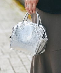 un dix cors | キューブボックスメタリック2WAYバッグ(ショルダーバッグ)