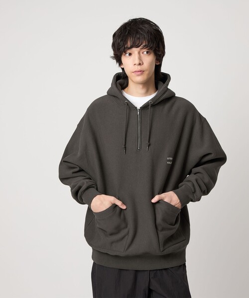 INSCRIRE のハーフジップ Champion Powerblend Half Zip Sweat/チャンピオン パワー