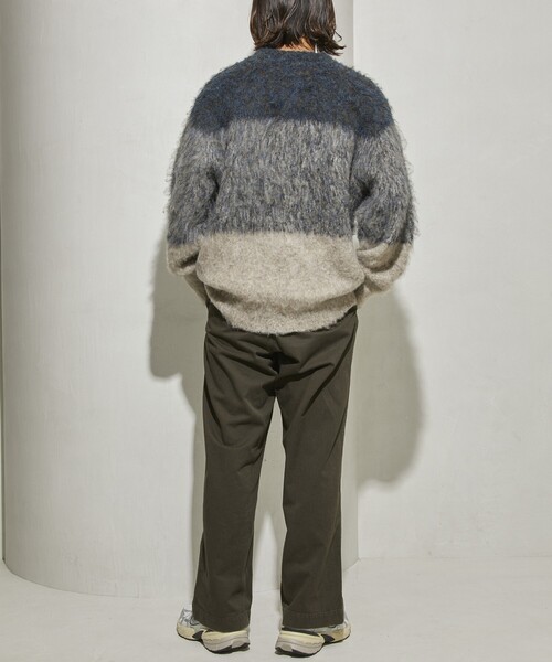 Firsthand（ファーストハンド）の「Firsthand/ファーストハンド グラデーションシャギークルーネックニット / シャギーニット（ニット/セーター・メンズ・ブルー/ベージュ/ブラック・1/0）」の16枚目の写真