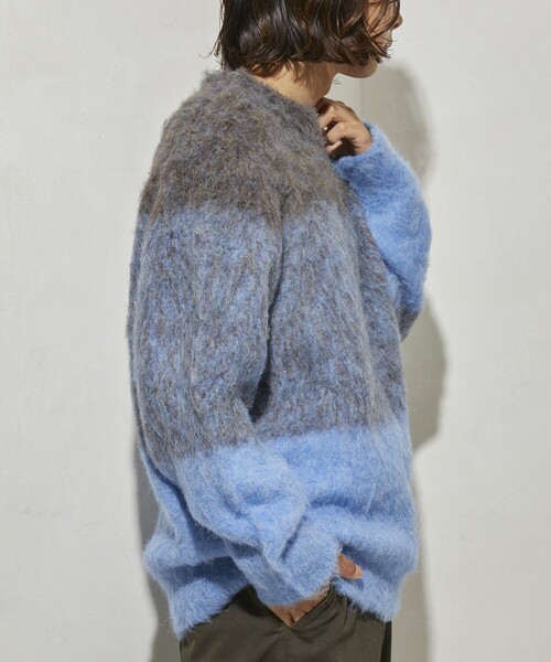 Firsthand（ファーストハンド）の「Firsthand/ファーストハンド グラデーションシャギークルーネックニット / シャギーニット（ニット/セーター・メンズ・ブルー/ベージュ/ブラック・1/0）」の11枚目の写真