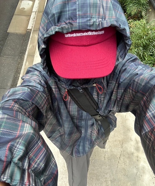 nemne store(ネンネストア)の「【keel】チェックナイロンテックブルゾン(ブルゾン・レディース・ネイビー/ボルドー/ブルー/ピンク系/ブルー系・SMALL/MEDIUM)」の18枚目の写真