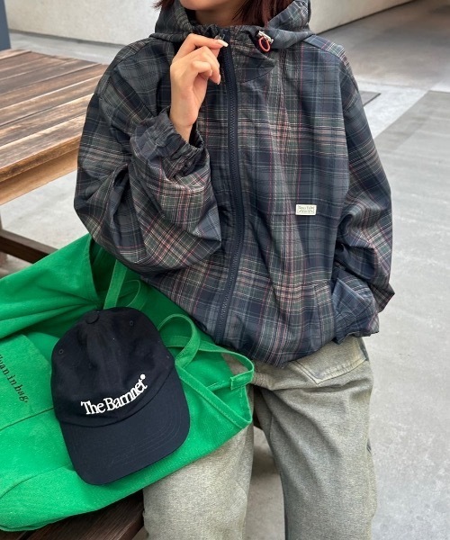 nemne store(ネンネストア)の「【keel】チェックナイロンテックブルゾン(ブルゾン・レディース・ネイビー/ボルドー/ブルー/ピンク系/ブルー系・SMALL/MEDIUM)」の8枚目の写真