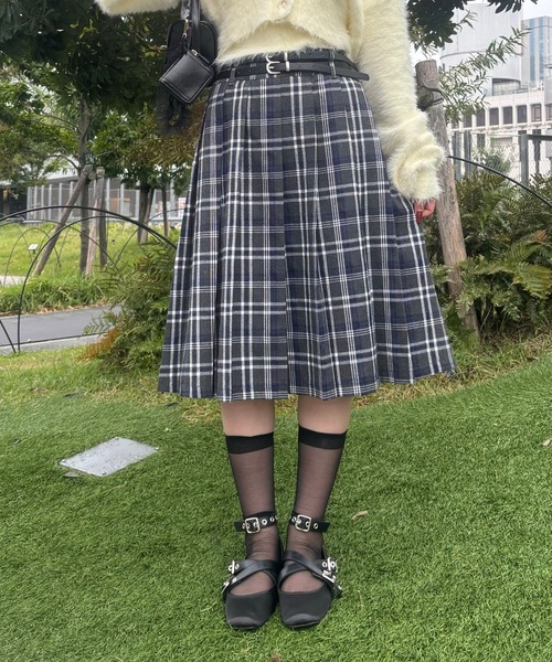 【PRADA】ベルト付きプリーツミディスカート FOREVER 21（フォーエバー トゥエンティーワン）の「ベルト付き