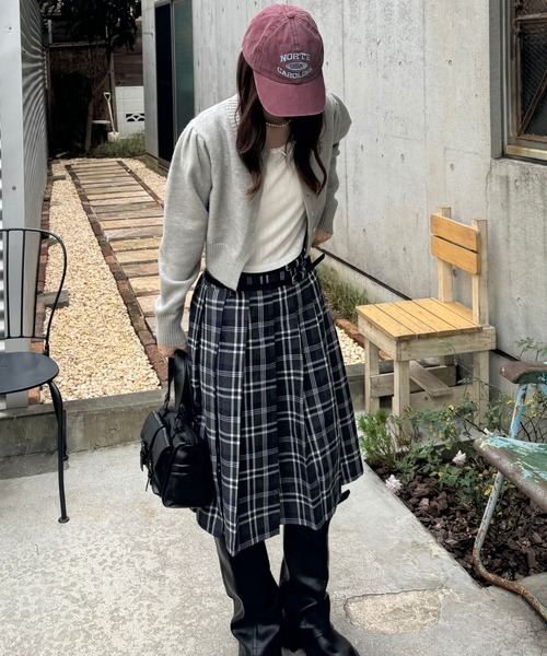 FOREVER 21(フォーエバー トゥエンティーワン)の「【2024FW】ベルト付きプリーツミディスカート(スカート・レディース・グレー/チェック・SMALL/MEDIUM)」の14枚目の写真