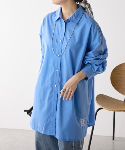 NUNIFE(ユニフィー)の「【UNISEX】袖パイピングシャツ(シャツ/ブラウス・レディース・ブラック/ブルー/ライトグレー・FREE)」の3枚目の写真