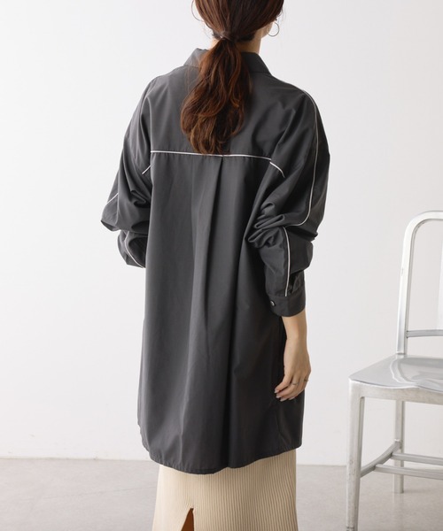 NUNIFE(ユニフィー)の「【UNISEX】袖パイピングシャツ(シャツ/ブラウス・レディース・ブラック/ブルー/ライトグレー・FREE)」の12枚目の写真