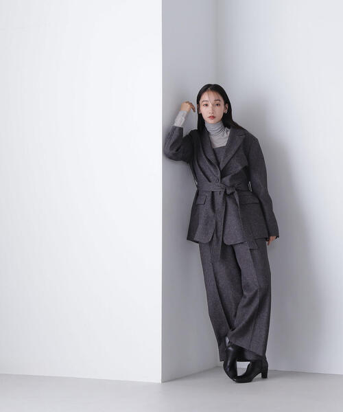 NATURAL BEAUTY BASIC（ナチュラルビューティーベーシック）の「◇【Oggi掲載】ベルテッドオールインワン（つなぎ/オールインワン・レディース・チャコールグレー/ブラウン・MEDIUM）」の5枚目の写真