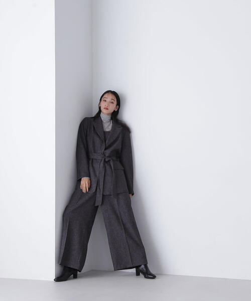 NATURAL BEAUTY BASIC（ナチュラルビューティーベーシック）の「◇【Oggi掲載】ベルテッドオールインワン（つなぎ/オールインワン・レディース・チャコールグレー/ブラウン・MEDIUM）」の6枚目の写真