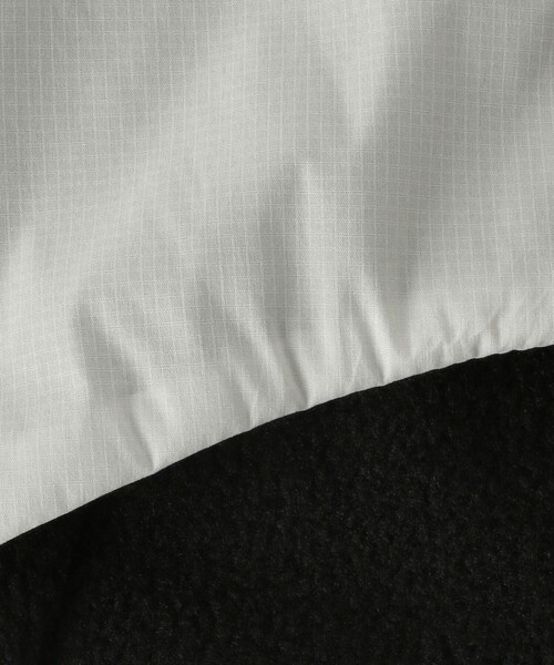 THE NORTH FACE（ザノースフェイス）の「＜THE NORTH FACE＞ バーサ アクティブ ネック ゲイター/ネック ウォーマー -防風-（ネックウォーマー/スヌード・メンズ・ライトグレー/ブラック・FREE）」の8枚目の写真