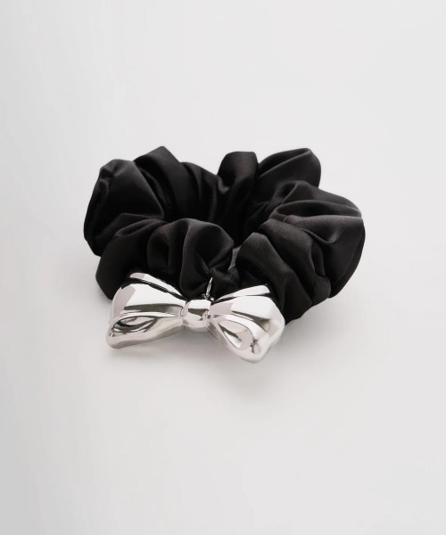 you only live once（ユーオンリーリブワンス）の「■youonlyliveonce■リボンデザイン■シュシュ（シュシュ・レディース・ブラック・FREE）」の2枚目の写真