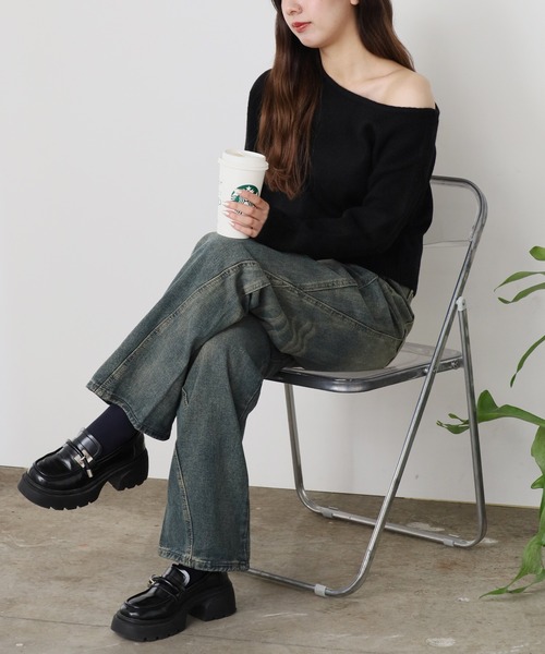 ROOPTOKYO(ループトウキョウ)の「オフショルダーニットトップス(ニット/セーター・レディース・ブラック/グレー・FREE)」の11枚目の写真