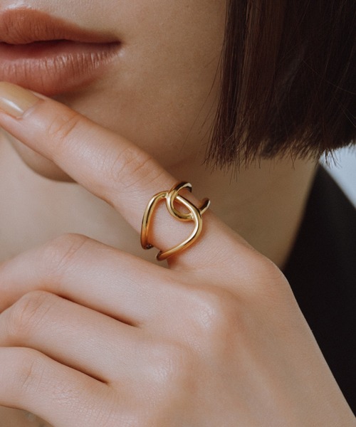 novice（ノーヴィス）の「【novice】Big Cross Ring［Stainless］（リング・レディース・シルバー/ゴールド・FREE）」の2枚目の写真