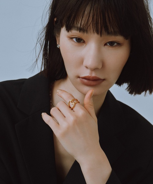 novice（ノーヴィス）の「【novice】Big Cross Ring［Stainless］（リング・レディース・シルバー/ゴールド・FREE）」の5枚目の写真