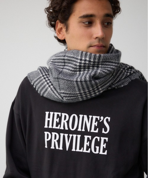 AZUL by moussy(アズールバイマウジー)の「ソフトタッチマフラー(マフラー・メンズ・ブラック/ブルー系その他3/ベージュ系その他/ブラック系その他/グレー・FREE)」の3枚目の写真