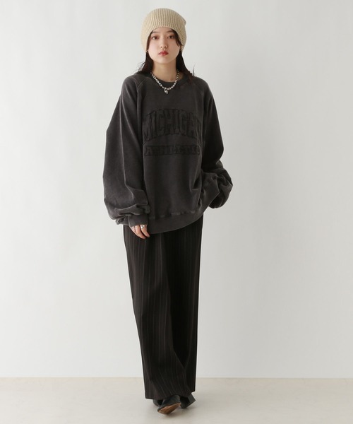 RAGEBLUE（レイジブルー）の「＜選べるMIDDLE&LONG丈＞カレッジロゴ刺繍/ピグメントルーズスウェット（スウェット・レディース・スミクロ/ピンク/ブルー・MEDIUM/LARGE）」の8枚目の写真