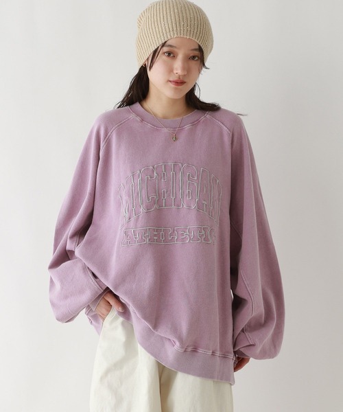 RAGEBLUE（レイジブルー）の「＜選べるMIDDLE&LONG丈＞カレッジロゴ刺繍/ピグメントルーズスウェット（スウェット・レディース・スミクロ/ピンク/ブルー・MEDIUM/LARGE）」の18枚目の写真