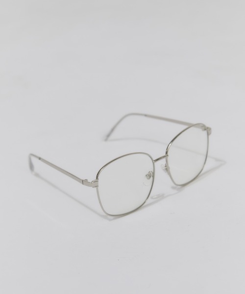 MERLOT（メルロー）の「【UVカット】【ノーズパッド付き】メタルフレームボストンメガネ（メガネ・レディース・シルバー・FREE）」の2枚目の写真