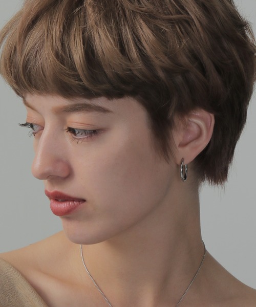 ORLEAN(オルレアン)の「【ORLEAN】ワンタッチフープピアス 21mm 316L(ピアス(両耳用)・レディース・シルバー/ゴールド・フリー)」の10枚目の写真