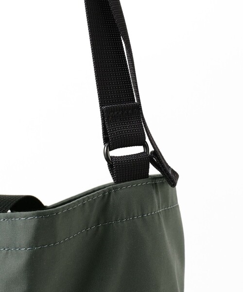 STANDARD SUPPLY(スタンダードサプライ)の「【別注】STANDARD SUPPLY / 2WAY ZIP TOTE(トートバッグ・メンズ・ブラック/グレー・ONE SIZE)」の9枚目の写真