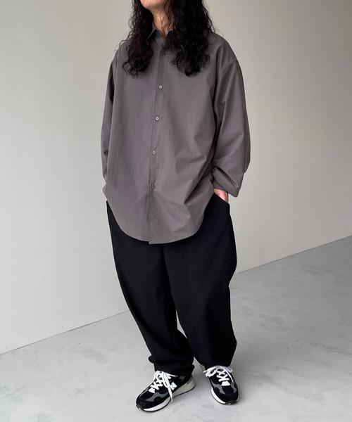 natto（ナット）の「【ユニセックスアイテム】loose silhouette standard shirt / ルーズシルエットスタンダードシャツ（シャツ/ブラウス・メンズ・チャコール/アイボリー/ブルー・FREE）」の12枚目の写真