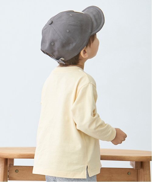 petit main（プティマイン）の「【プティプラ】BOYS長袖Tシャツ（Tシャツ/カットソー・キッズ・ライトグレー/ライトベージュ/カラフル/マルチ/クリーム/グリーン/オフホワイト/レッド/ネイビー/ライトブルー・80ｃｍ/90cm/110cm/100cm/120cm/130cm）」の17枚目の写真