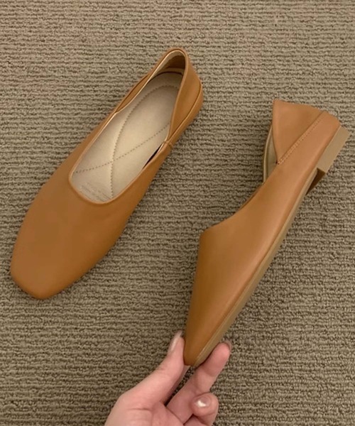 shoes365(シューズスリーシックスファイヴ)の「【SHOES 365】レディースフラットシューズ(その他シューズ・レディース・ベージュ/キャメル/オフホワイト/ブラック・22.5cm/23.0cm/23.5cm/24.0cm/24.5cm/25.0cm)」の8枚目の写真