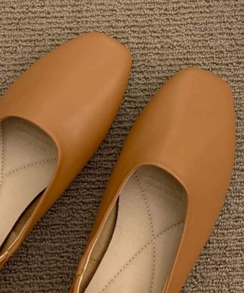shoes365(シューズスリーシックスファイヴ)の「【SHOES 365】レディースフラットシューズ(その他シューズ・レディース・ベージュ/キャメル/オフホワイト/ブラック・22.5cm/23.0cm/23.5cm/24.0cm/24.5cm/25.0cm)」の11枚目の写真