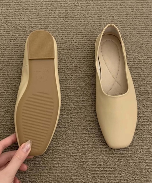 shoes365(シューズスリーシックスファイヴ)の「【SHOES 365】レディースフラットシューズ(その他シューズ・レディース・ベージュ/キャメル/オフホワイト/ブラック・22.5cm/23.0cm/23.5cm/24.0cm/24.5cm/25.0cm)」の13枚目の写真