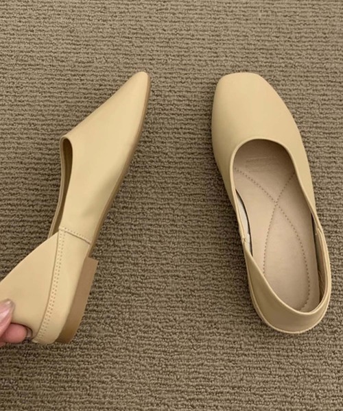 shoes365(シューズスリーシックスファイヴ)の「【SHOES 365】レディースフラットシューズ(その他シューズ・レディース・ベージュ/キャメル/オフホワイト/ブラック・22.5cm/23.0cm/23.5cm/24.0cm/24.5cm/25.0cm)」の16枚目の写真