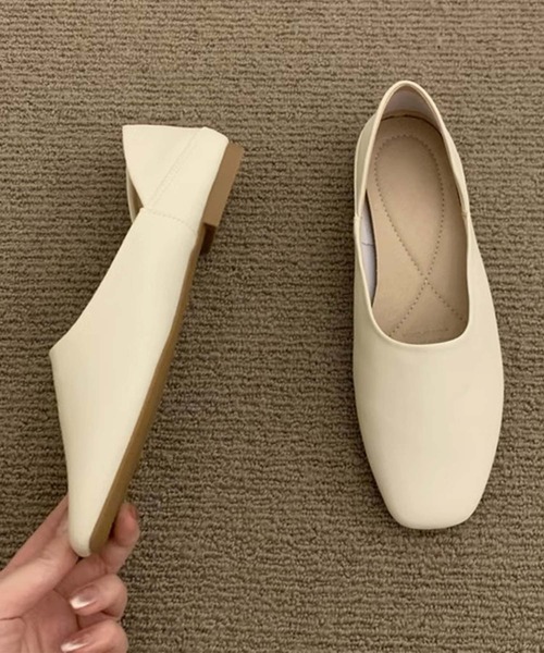 shoes365(シューズスリーシックスファイヴ)の「【SHOES 365】レディースフラットシューズ(その他シューズ・レディース・ベージュ/キャメル/オフホワイト/ブラック・22.5cm/23.0cm/23.5cm/24.0cm/24.5cm/25.0cm)」の18枚目の写真