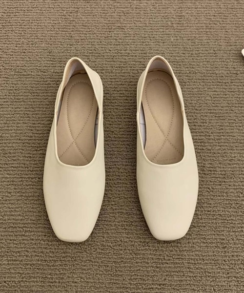 shoes365(シューズスリーシックスファイヴ)の「【SHOES 365】レディースフラットシューズ(その他シューズ・レディース・ベージュ/キャメル/オフホワイト/ブラック・22.5cm/23.0cm/23.5cm/24.0cm/24.5cm/25.0cm)」の20枚目の写真