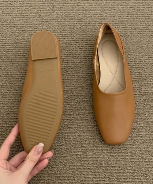 shoes365(シューズスリーシックスファイヴ)の「【SHOES 365】レディースフラットシューズ(その他シューズ・レディース・ベージュ/キャメル/オフホワイト/ブラック・22.5cm/23.0cm/23.5cm/24.0cm/24.5cm/25.0cm)」の9枚目の写真