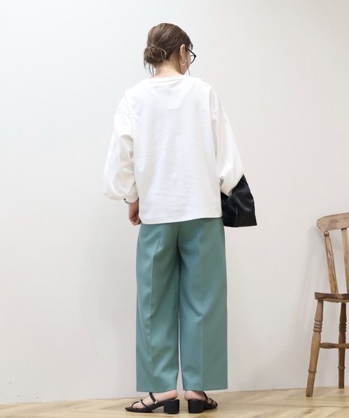 AMERICAN HOLIC（アメリカンホリック）の「袖ボリュームカットプルオーバー（Tシャツ/カットソー・レディース・オフホワイト/チャコールグレー/ライトベージュ/グリーン/イエロー・L/M）」の9枚目の写真