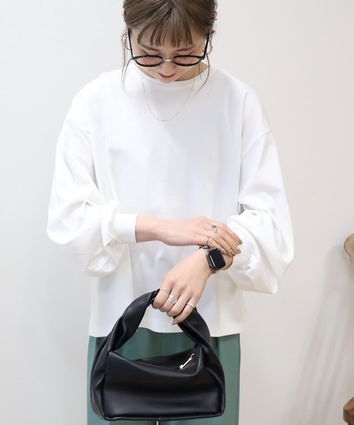 AMERICAN HOLIC（アメリカンホリック）の「袖ボリュームカットプルオーバー（Tシャツ/カットソー・レディース・オフホワイト/チャコールグレー/ライトベージュ/グリーン/イエロー・L/M）」の6枚目の写真